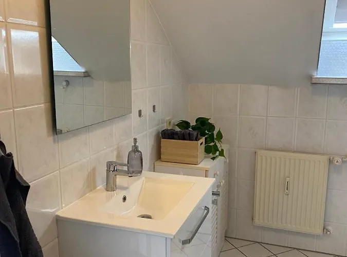 Lejlighed Moeblierte 4 Schloß Holte-Stukenbrock